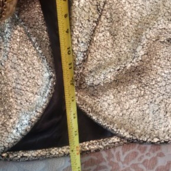 Gold foil event jacket - Picture 5 of 6